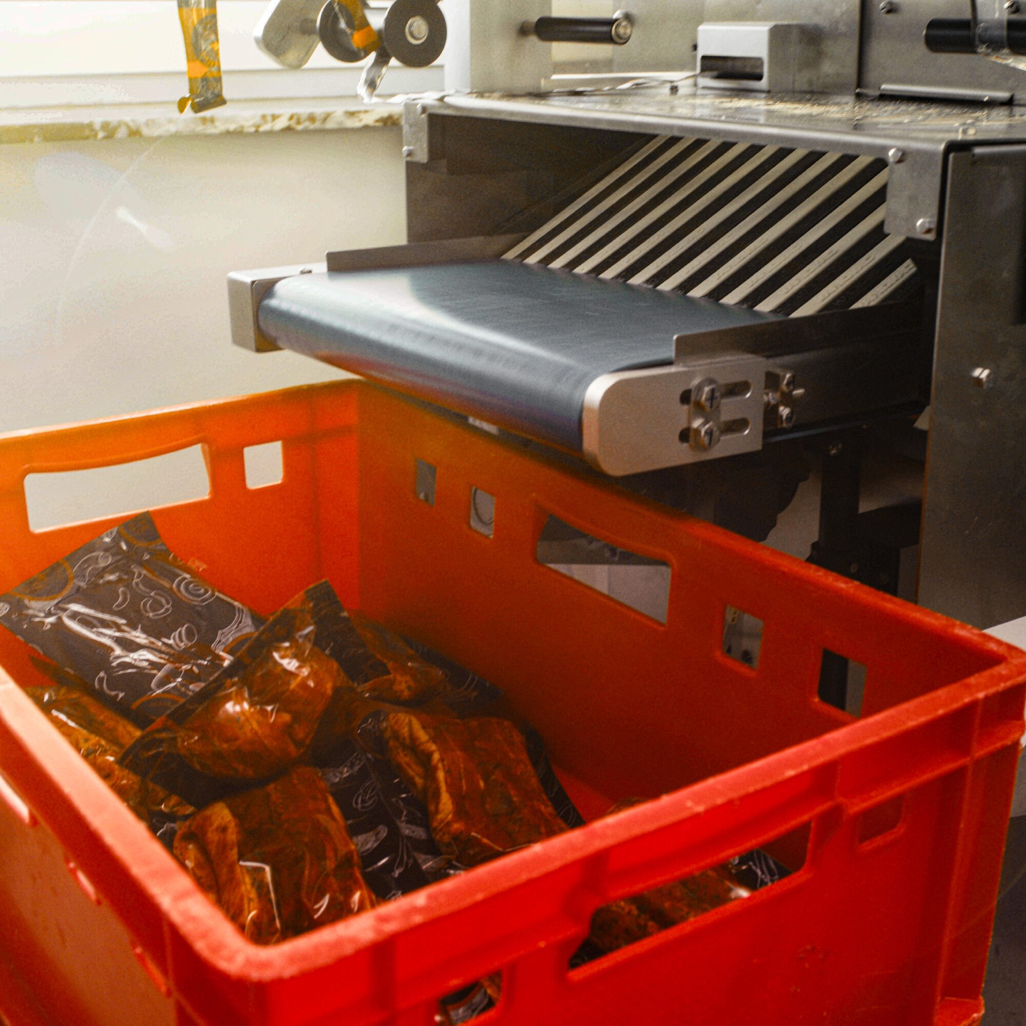 Wurst von der Tiefziehmaschine